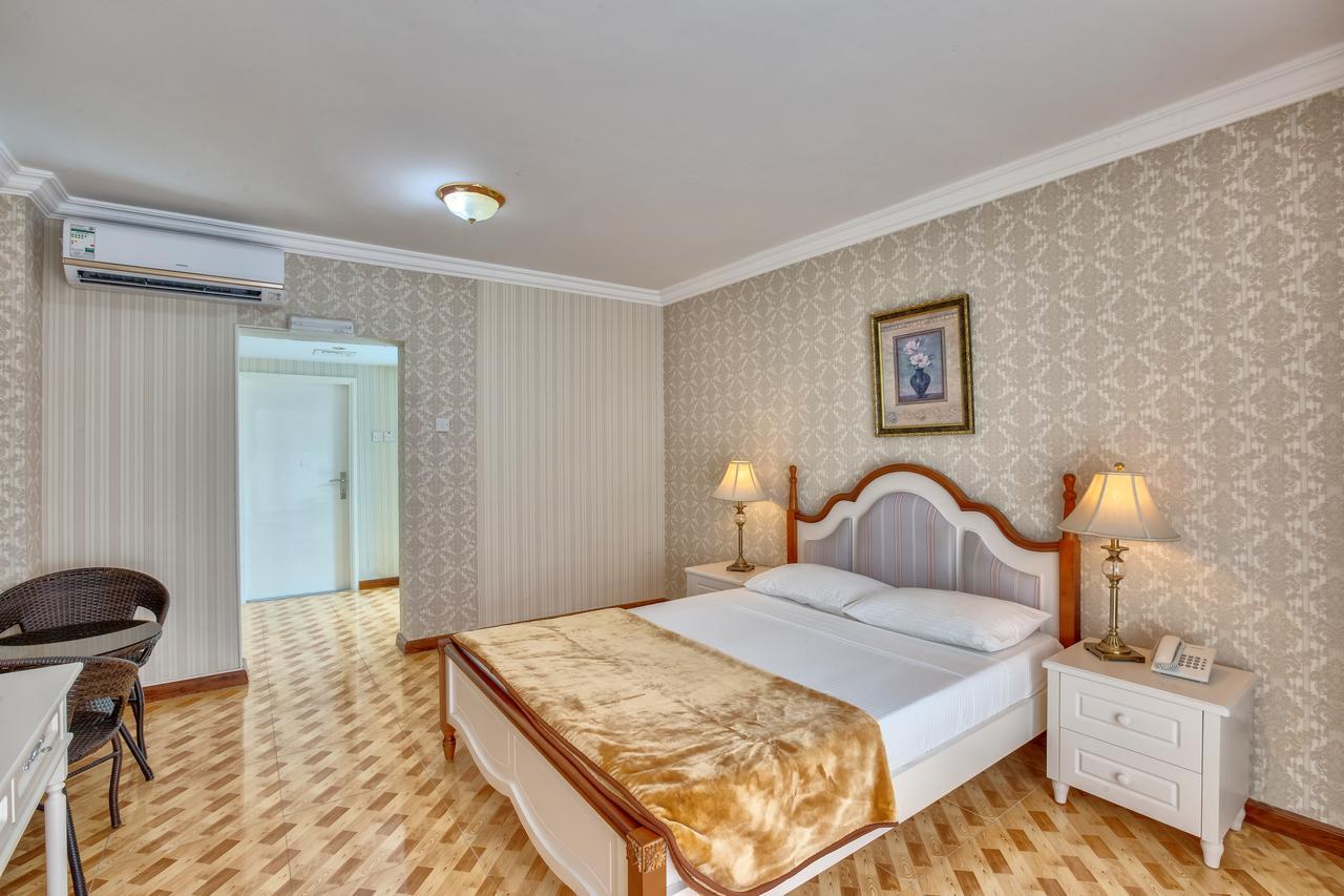 Al Khalidiah Resort Sharjah Bagian luar foto