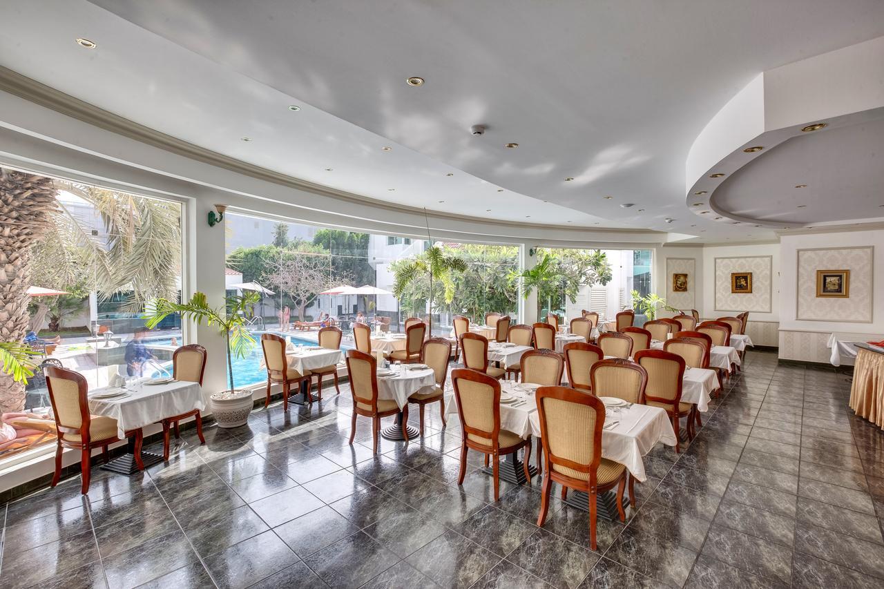 Al Khalidiah Resort Sharjah Bagian luar foto